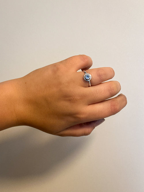 935 Argentium Silber Ring mit rundem Zirkonia