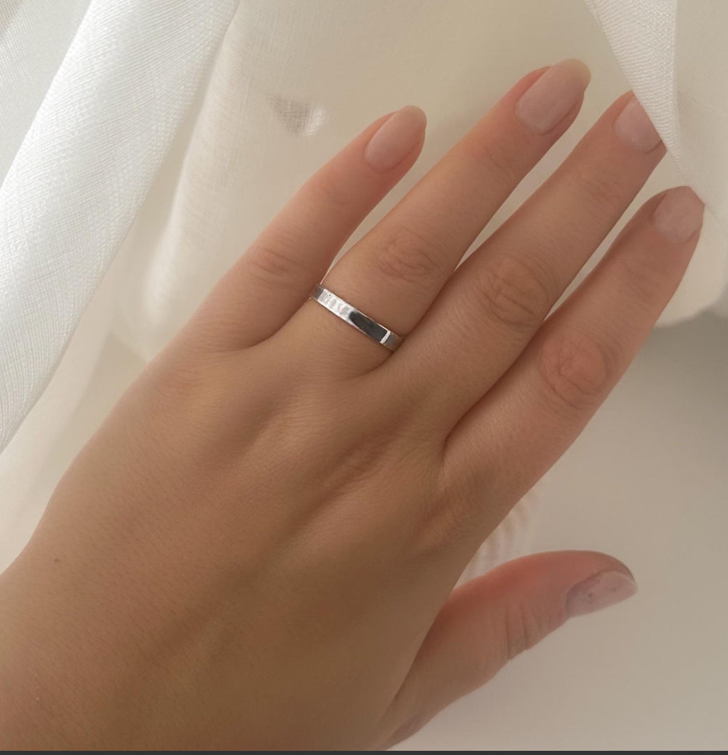 Schlichter Bandring in 935 Silber