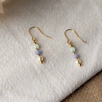Nola Ohrringe – Pastellperlen & Gold