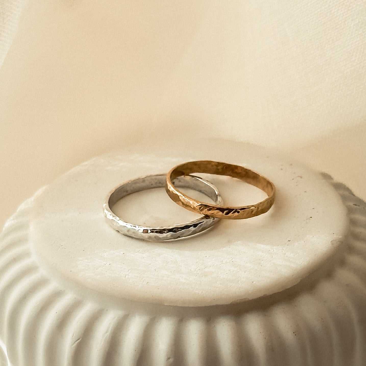 Gehämmerter 935er Silberring