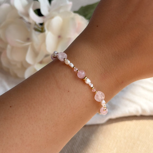 Emilia Rosenquarz & Süßwasserperlenarmband