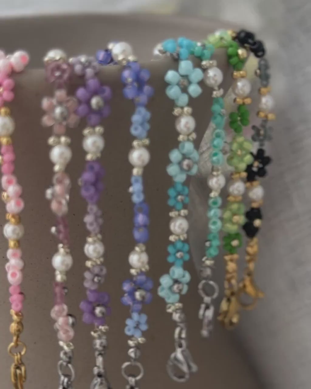 Blumen Armband Miyuki Perlen personalisiert | Vergoldet Edelstahl | Sommer Schmuck Geschenk für Frauen